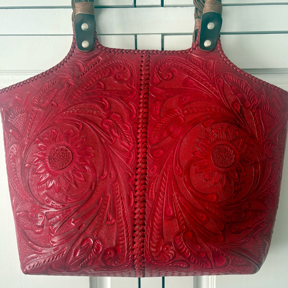 Alejandro Yeo Red Leather Hand Tooled Handbag Tote Like NEW - Picture 3 of 16